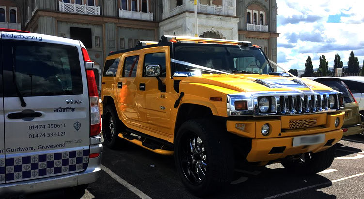 Buckingham Yellow Hummer Car Hire Buckingham Yellow Hummer Car Hire